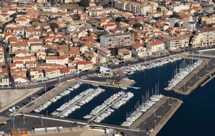 Avec Grande Terrasse 2 Personnes A * Valras-Plage